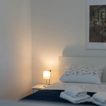 West Apartment *