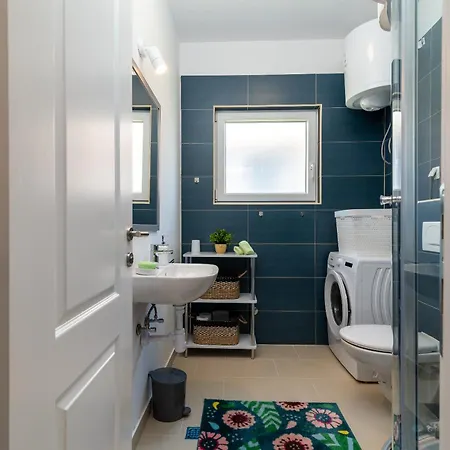 Apartment West *