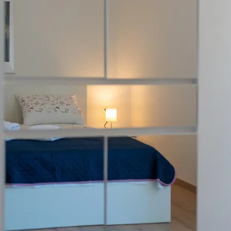 Apartment West Kastela