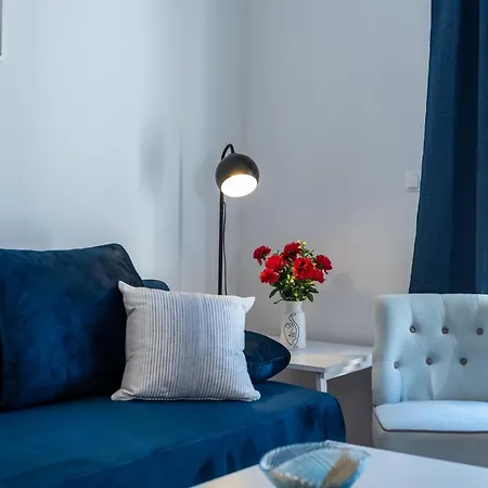 Apartament West
